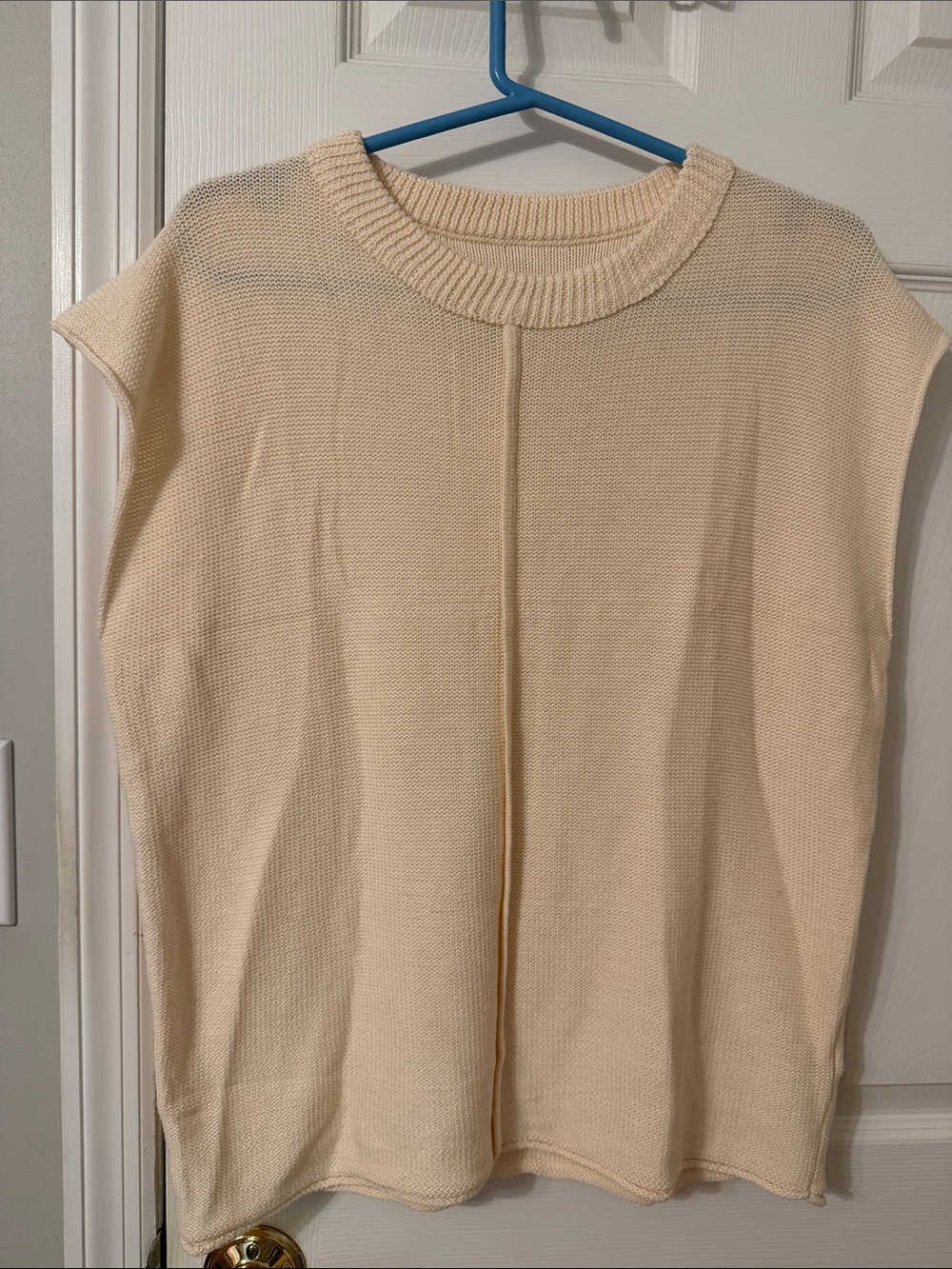 Amazon Women's Cream Knit Sleeveless Sweater